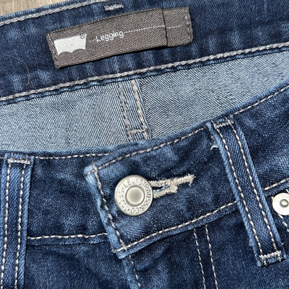 Size 30 x 29 Levi’s Jean Leggings. Professionally Hemmed to 29in - Picture 6 of 6